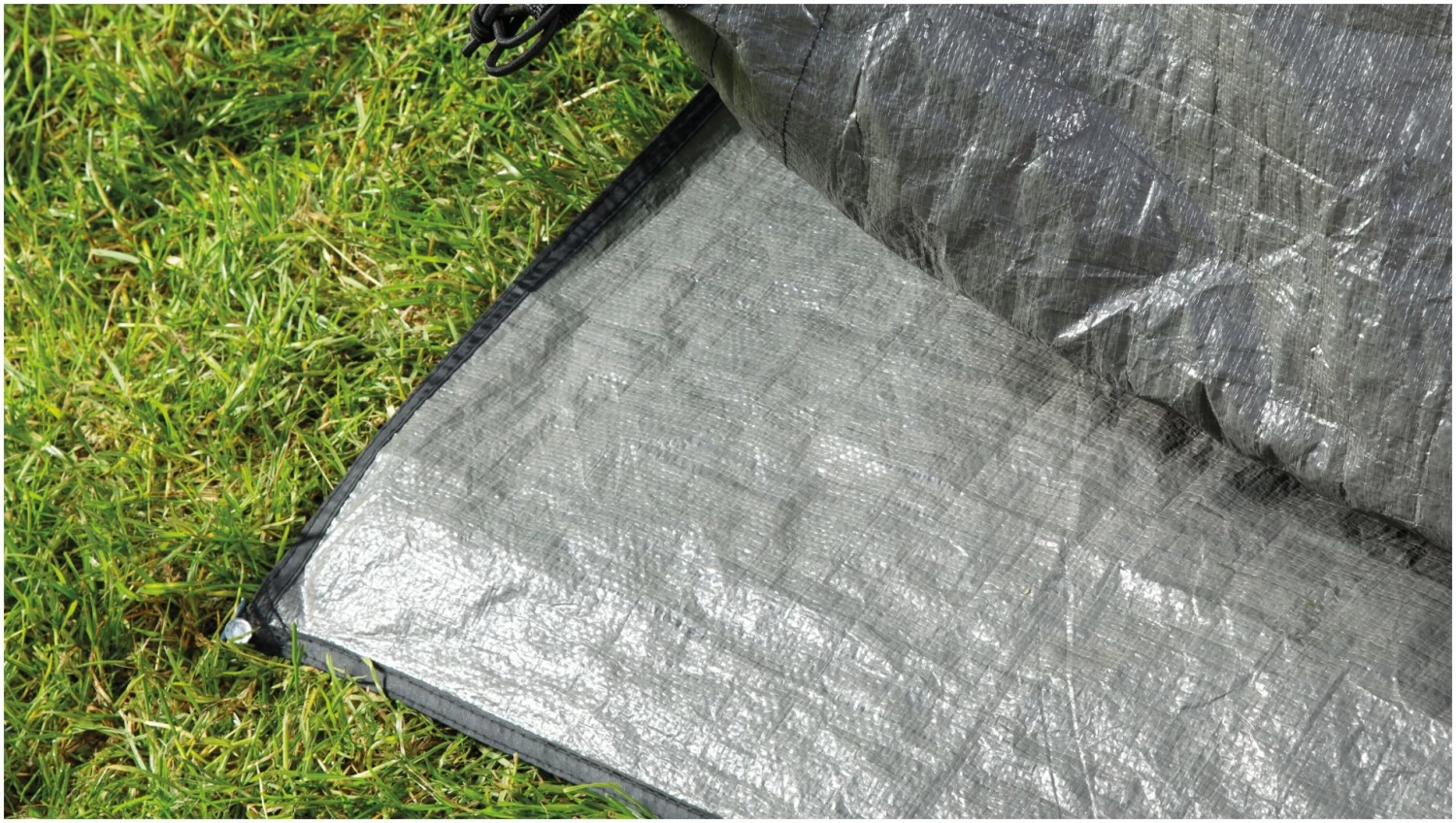 Outwell Broadview 4SATC Fleece Carpet 3 Outwell Broadview 4SATC Fleece Carpet