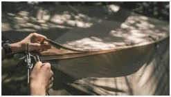 Robens Windscreen Tarp Sand & Green 19 Robens Windscreen Tarp Sand & Green -Buitenkampeertent Winkel robens windscreen tarp sand green 7